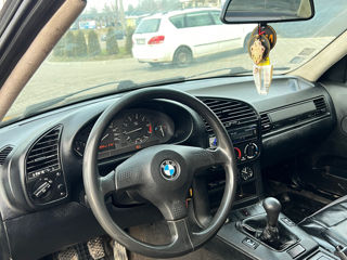 BMW 3 Series foto 9