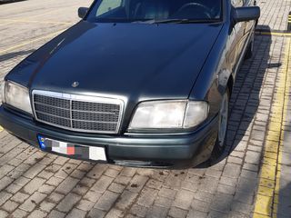 Mercedes C Class foto 1