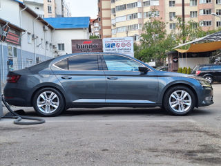 Skoda Superb foto 6