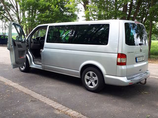 Volkswagen Caravelle foto 3