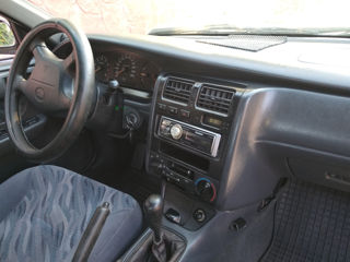 Toyota Carina foto 6