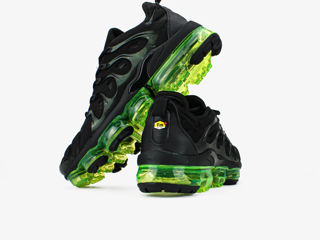 Nike Air VaporMax Plus Black Volt foto 7