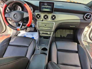 Mercedes CLA foto 10