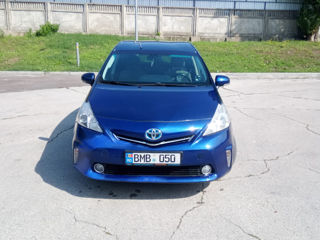 Toyota Prius + foto 2