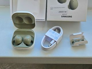 Samsung Galaxy Buds2 - Olive foto 1