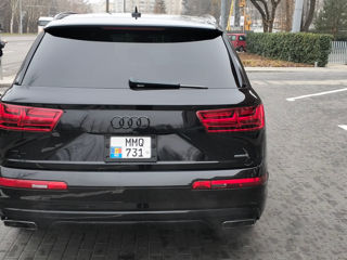 Audi Q7 foto 13