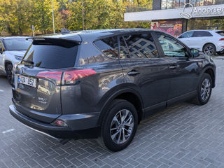 Toyota Rav 4 foto 3