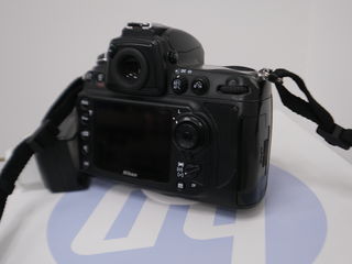 Nikon d700 + sigma 28-135mm 3.8 macro foto 1