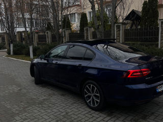 Volkswagen Passat foto 3