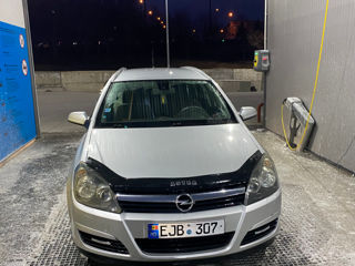 Opel Astra foto 1