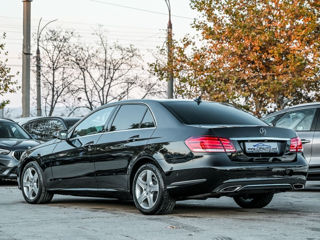 Mercedes E-Class foto 2