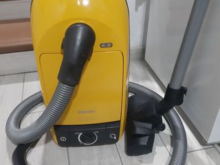 miele naturell vacuum