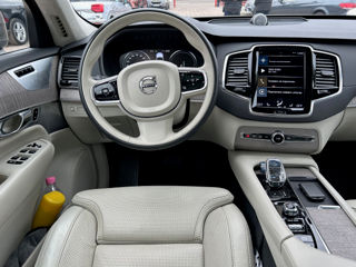 Volvo XC90 foto 8