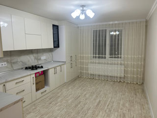 Apartament cu 2 camere, 68 m², Durlești, Chișinău foto 3