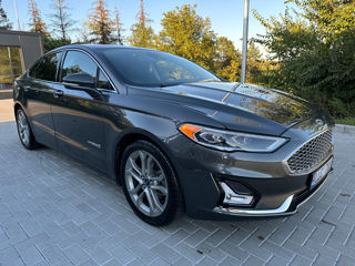 Ford Fusion foto 2