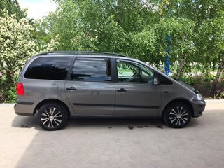 Volkswagen Sharan foto 3