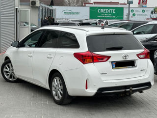 Toyota Auris foto 5