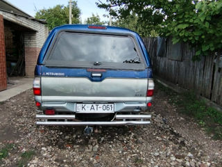 Mitsubishi L200 foto 3