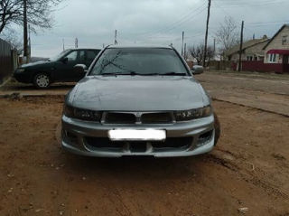 Mitsubishi Galant foto 3