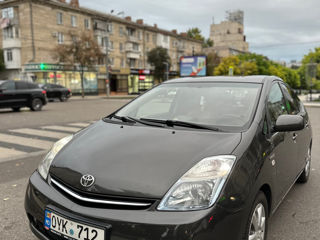 Toyota Prius foto 1