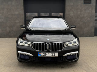 BMW 7 Series foto 3