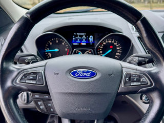 Ford Kuga foto 9