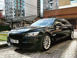 BMW 7 Series foto 2