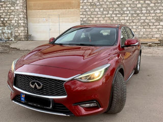 Infiniti Q30 foto 5