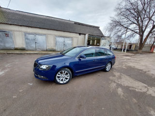 Skoda Superb фото 10