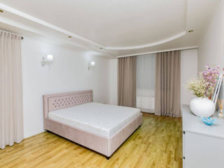 2-х комнатная квартира, 90 м², Центр, Кишинёв