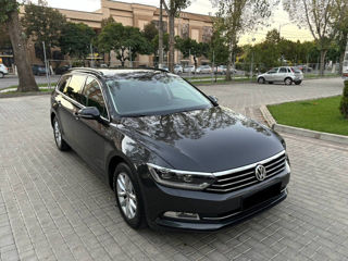 Volkswagen Passat foto 1