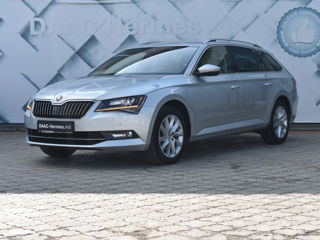 Skoda Superb foto 1