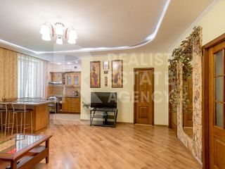 Chirie, Apartament, 2 odăi, Centru, str. Mitropolit Dosoftei foto 1