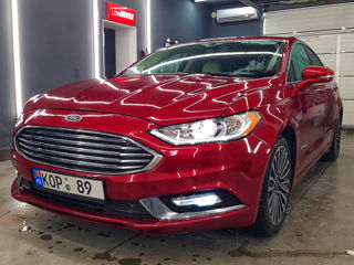 Ford Fusion foto 1