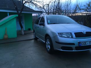 Skoda Fabia foto 2