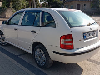 Skoda Fabia foto 8