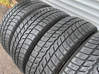 Зимние шины 205/60R16 Uniroyal foto 3