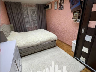 Apartament cu 3 camere, 69 m², Buiucani, Chișinău foto 3