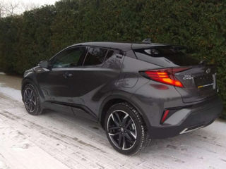 Toyota C-HR foto 3