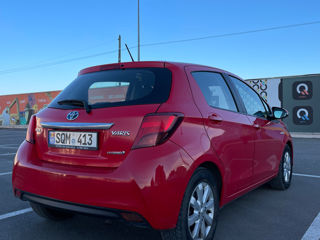 Toyota Yaris foto 3