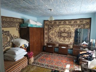 Срочно продаётся 2х этажный дом+2 сарая=24 сотки Купчинь Цена: 7500 € foto 8