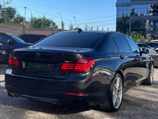 BMW 7 Series foto 7