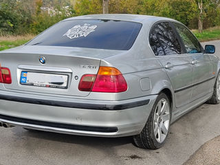 BMW 3 Series foto 8