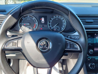 Skoda Superb foto 12