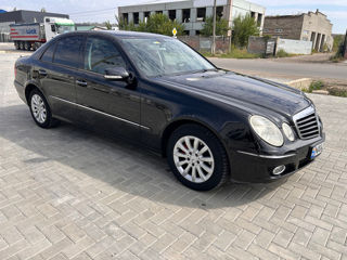 Mercedes E-Class foto 3