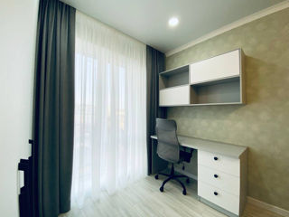 Apartament cu 2 camere, 80 m², Centru, Chișinău foto 8