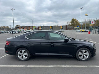 Skoda Superb foto 7