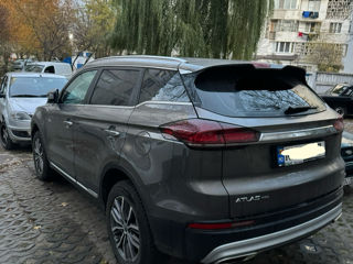 Geely Atlas Pro foto 5