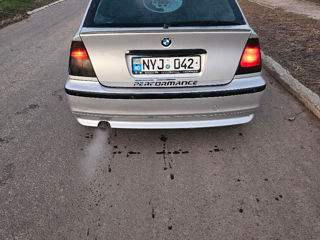 BMW 3 Series foto 3