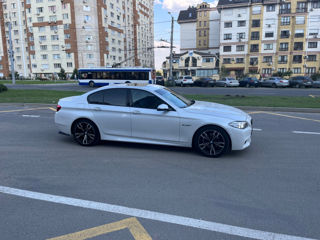 BMW 5 Series foto 9